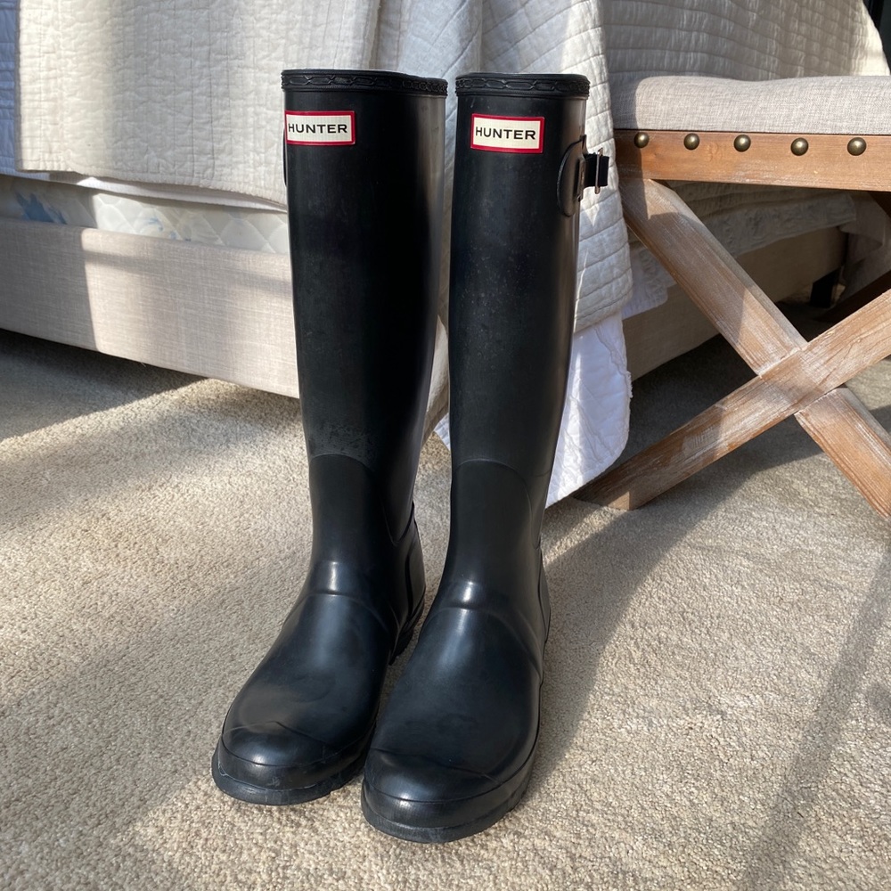Women’s tall Hunter Rain boots